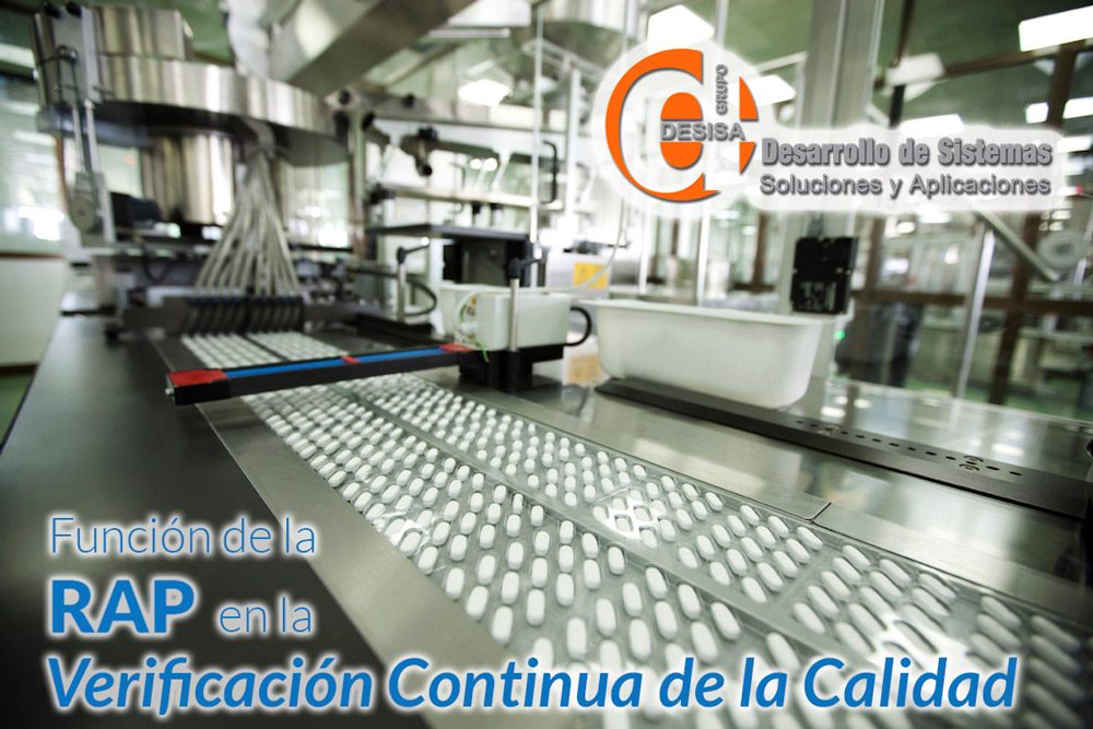 Tabletas blancas en una línea de producción con el título Función de la RAP en la Verificación Continua de la Calidad